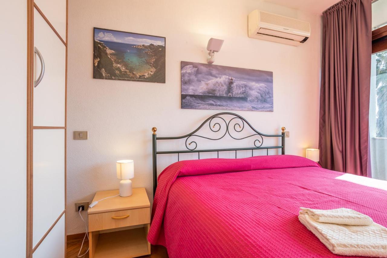 Casa Di Paolo E Roberta Panzió Santa Teresa Gallura Kültér fotó